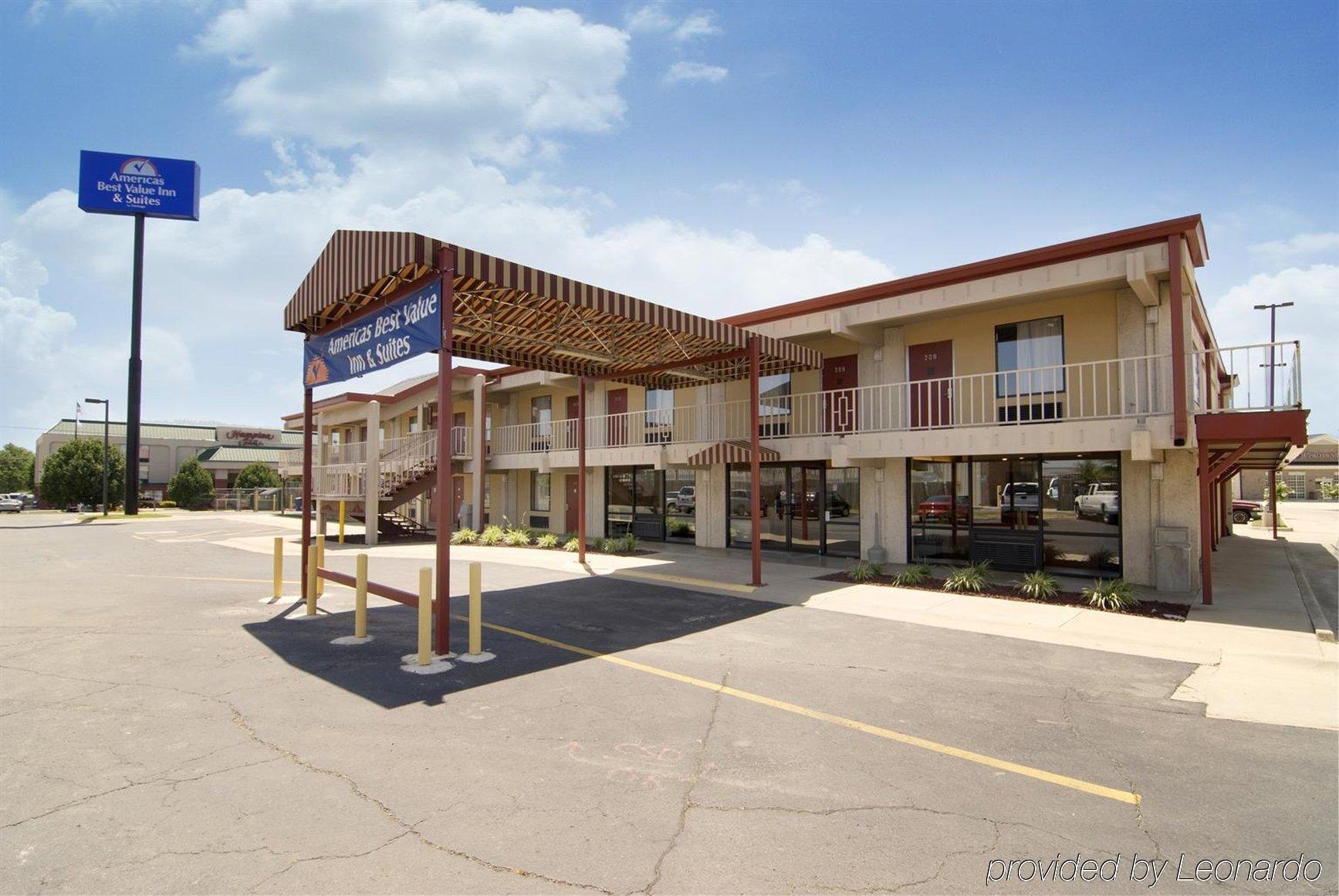 Americas Best Value Inn & Suites Conway Exterior photo
